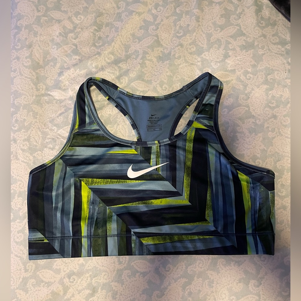 Nikes, sports bra, size XL